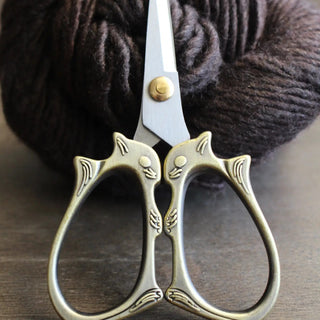 squirrel scissors with blade