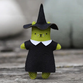 Witch Cat Felt Doll Kit