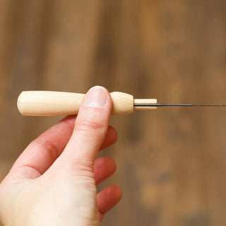 Wooden Handle for Triangular Felting Needle
