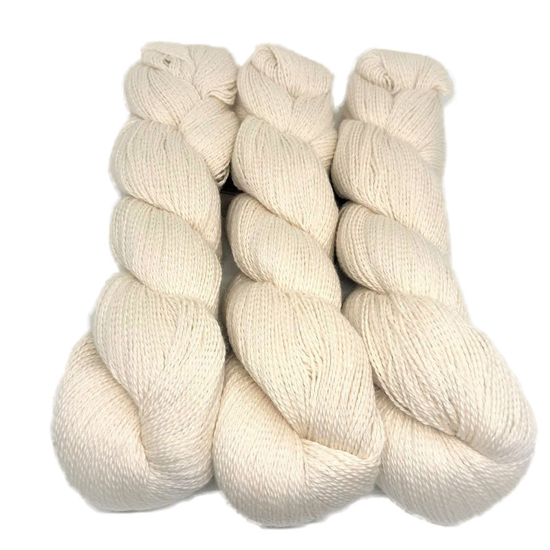 Illimani Sabri yarn in Bone