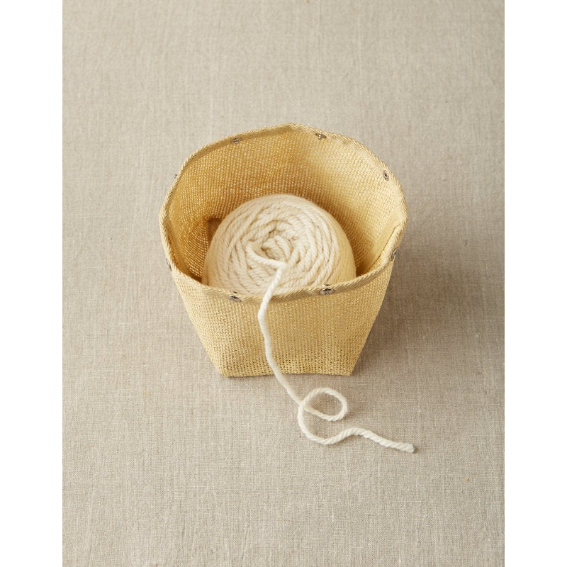 Cocoknits mesh bag with yarn