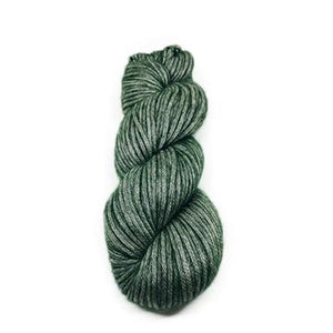 Illimani Amelie yarn in Hunter Green