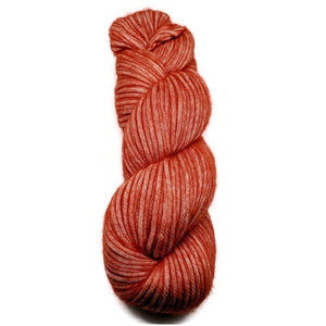 Illimani Amelie yarn in Red