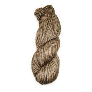 A skein of Illimani Amelie yarn in Brown