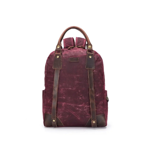 Della Q Makers Backpack in red