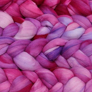 Malabrigo Nube Roving yarn in Baya Electrica