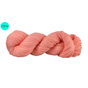 Manos Feliz yarn in Bachata