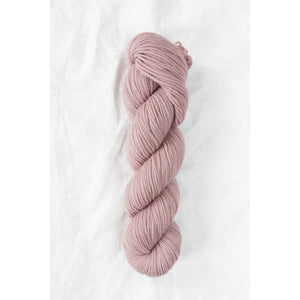 quince and co chickadee yarn in shell
