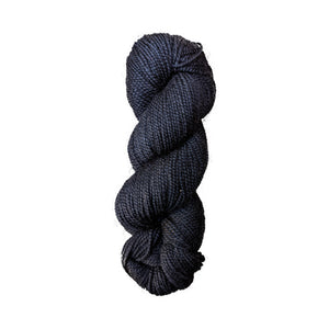 Illimani Santi in Black