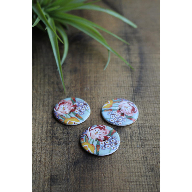 ceramic buttons with flowers