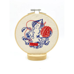 Squid Balling Yarn Embroidery Kit