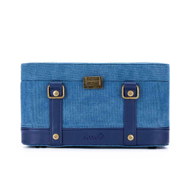 Della Q Maker's Train case in indigo