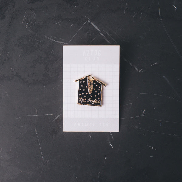 Dropped Stitch Enamel Pin