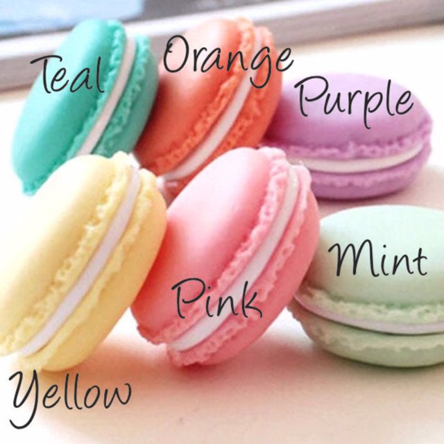 Macaroon cookie box labelled in multiple colors