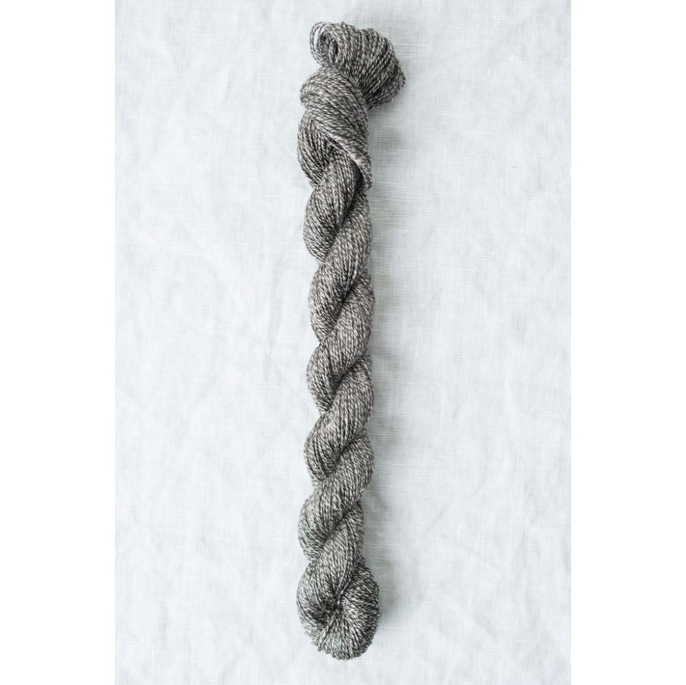 Quince and Co Sparrow linen yarn in mineral