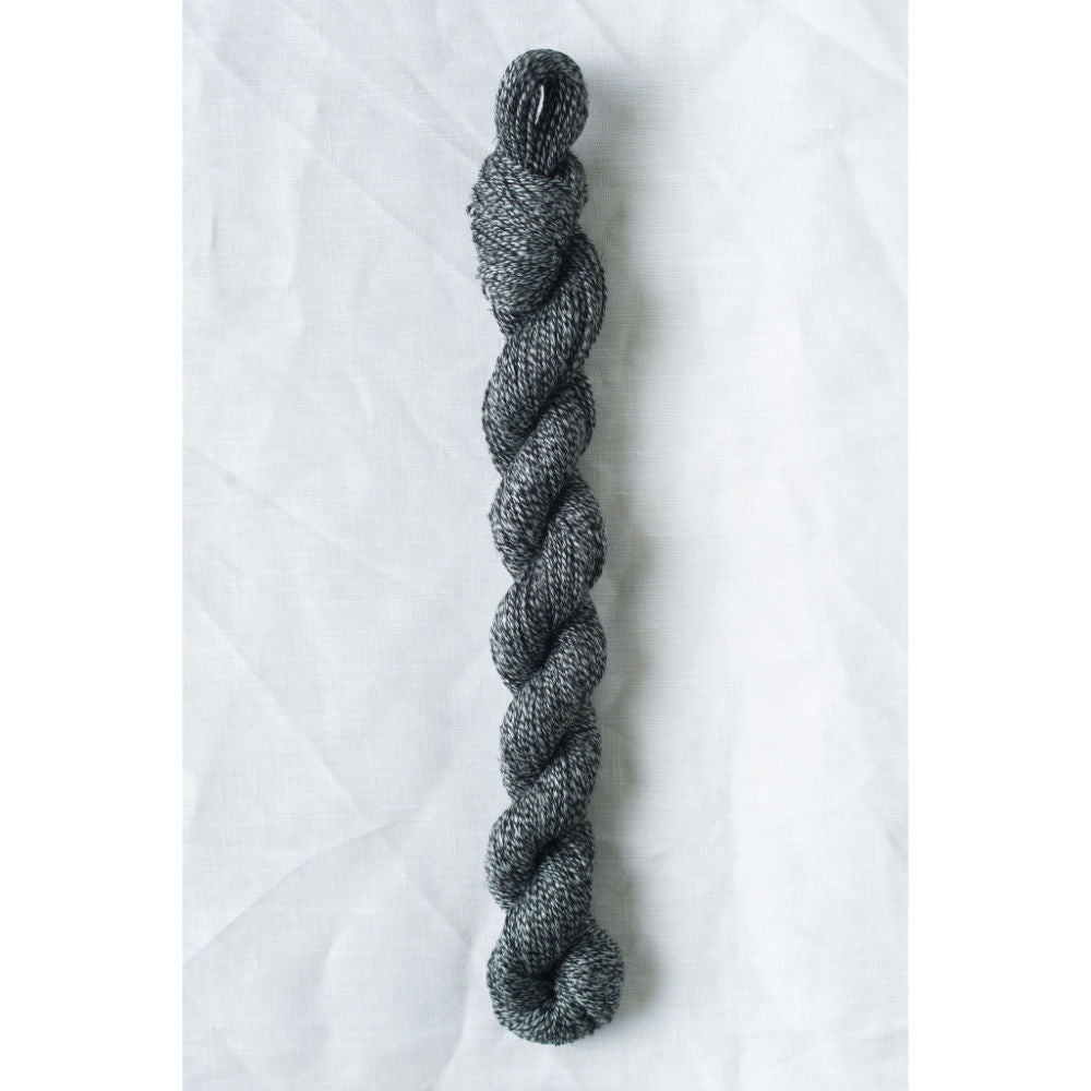 Quince and Co Sparrow linen yarn in Rille